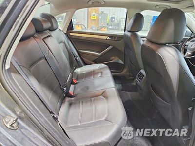 Zdjęcie 10 z 12 samochodu: 2014 VOLKSWAGEN PASSAT SE VIN:1VWBS7A37EC052135 - miniatura