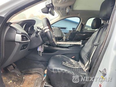 Zdjęcie 7 z 13 samochodu: 2017 JAGUAR F-PACE PREMIUM VIN:SADCJ2BV5HA063961 - miniatura