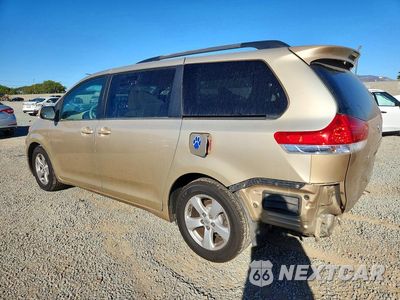 Drugie zdjęcie samochodu z przodu: 2014 TOYOTA SIENNA LE VIN:5TDKK3DC8ES406895 - miniatura