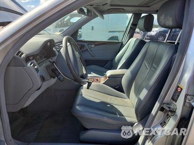 Zdjęcie 7 z 13 samochodu: 2001 MERCEDES-BENZ E 320 VIN:WDBJH65J71B363238 - miniatura