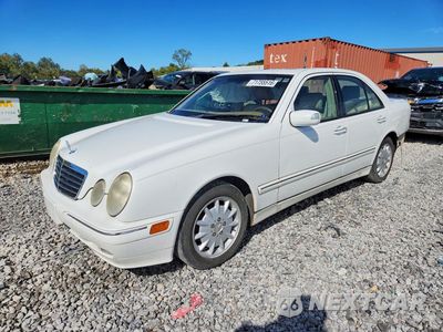 2001 MERCEDES-BENZ E 320 WDBJF65J81B322557 - główne zdjęcie licytacji z USA - miniatura