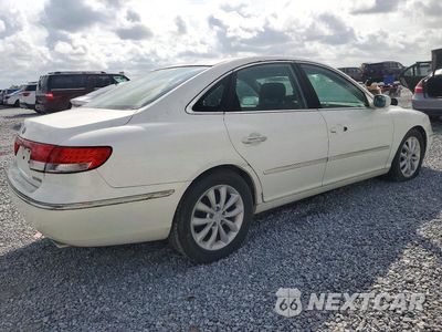 Trzecie zdjęcie samochodu z tyłu: 2006 HYUNDAI AZERA SE VIN:KMHFC46F66A120484 - miniatura