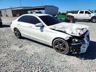 Czwarte zdjęcie samochodu z boku: 2017 MERCEDES-BENZ C 300 VIN:55SWF4JB0HU200355 - miniatura