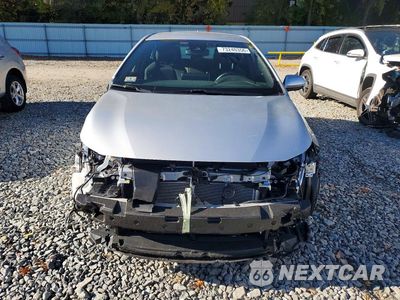 Piąte zdjęcie samochodu w środku: 2022 TOYOTA COROLLA HATCHBACK SE VIN:JTND4MBE1N3162288 - miniatura