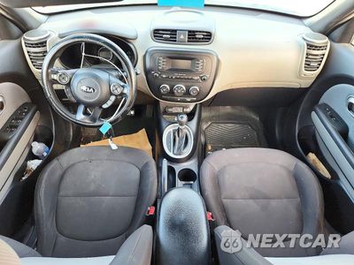 Zdjęcie 8 z 12 samochodu: 2016 KIA SOUL BASE VIN:KNDJN2A29G7852222 - miniatura