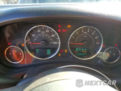 Zdjęcie 9 z 13 samochodu: 2013 JEEP WRANGLER UNLIMITED SAHARA VIN:1C4BJWEG1DL655495 - miniatura