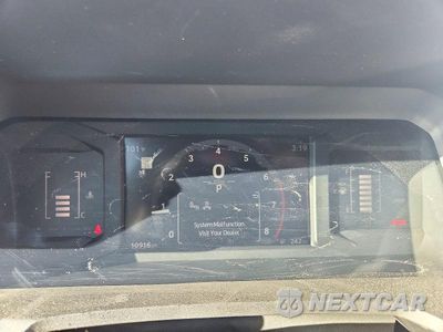 Zdjęcie 9 z 12 samochodu: 2025 TOYOTA TACOMA SR5 VIN:3TMLB5JN7SM166949 - miniatura