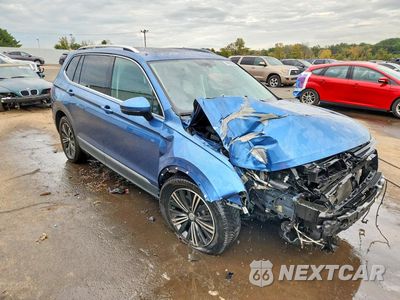 Czwarte zdjęcie samochodu z boku: 2018 VOLKSWAGEN TIGUAN SE VIN:3VV2B7AX4JM124036 - miniatura