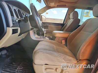 Zdjęcie 7 z 13 samochodu: 2012 TOYOTA SEQUOIA SR5 VIN:5TDZM5G17CS003311 - miniatura