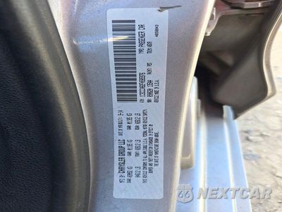 Zdjęcie 12 z 12 samochodu: 2015 CHRYSLER 200 LIMITED VIN:1C3CCCAB2FN585976 - miniatura