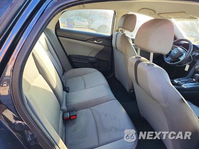 Zdjęcie 10 z 12 samochodu: 2017 HONDA CIVIC LX VIN:19XFC2F54HE037877 - miniatura