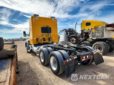 Drugie zdjęcie samochodu z przodu: 2015 KENWORTH T880 SEMI TRUCK VIN:1XKZD49X5FJ467151 - miniatura