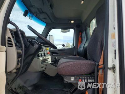 Zdjęcie 7 z 12 samochodu: 2018 PETERBILT 579 SEMI TRUCK VIN:1XPBA48X3JD478260 - miniatura