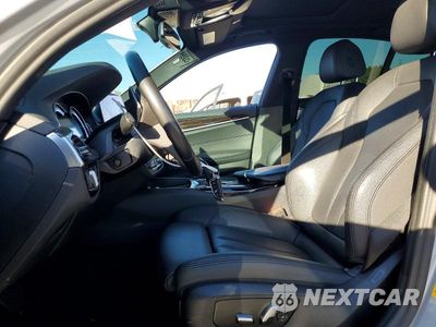 Zdjęcie 7 z 12 samochodu: 2019 BMW 530E VIN:WBAJA9C55KB393947 - miniatura