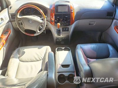Zdjęcie 8 z 13 samochodu: 2008 TOYOTA SIENNA XLE LIMITED VIN:5TDBK22C48S014448 - miniatura