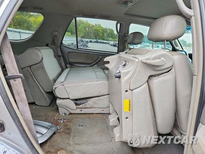 Zdjęcie 11 z 13 samochodu: 2004 TOYOTA SEQUOIA SR5 VIN:5TDBT44A64S226301 - miniatura