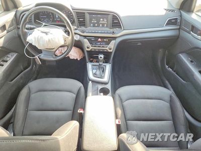 Zdjęcie 8 z 12 samochodu: 2018 HYUNDAI ELANTRA VALUE EDITION VIN:5NPD84LF0JH225914 - miniatura