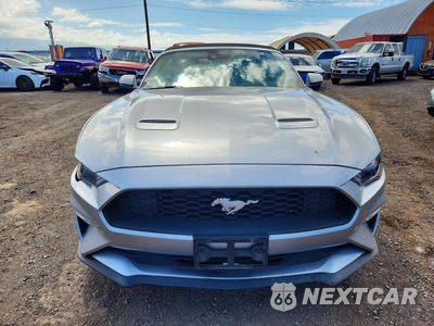 Piąte zdjęcie samochodu w środku: 2023 FORD MUSTANG VIN:1FATP8UH9P5110457 - miniatura