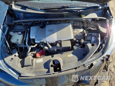 Zdjęcie 11 z 12 samochodu: 2018 TOYOTA PRIUS THREE VIN:JTDKARFU7J3054609 - miniatura
