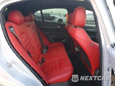 Zdjęcie 11 z 14 samochodu: 2023 ALFA ROMEO STELVIO SPRINT VIN:ZASPAJAN7P7D54456 - miniatura
