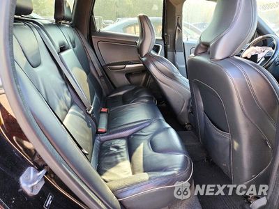 Zdjęcie 11 z 13 samochodu: 2016 VOLVO XC60 T6 R-DESIGN VIN:YV449MRPXG2901516 - miniatura