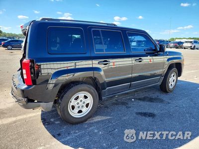 Trzecie zdjęcie samochodu z tyłu: 2016 JEEP PATRIOT SPORT VIN:1C4NJPBB8GD683756 - miniatura
