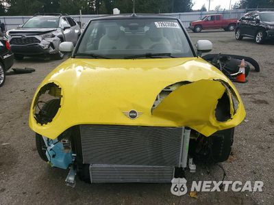 Piąte zdjęcie samochodu w środku: 2026 MINI COOPER S VIN:WMW23GX03T2Y00456 - miniatura