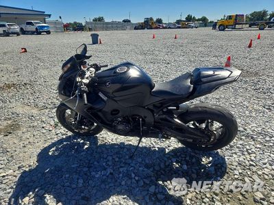 Trzecie zdjęcie samochodu z tyłu: 2017 HONDA CBR1000 RR VIN:JH2SC7706HK000123 - miniatura