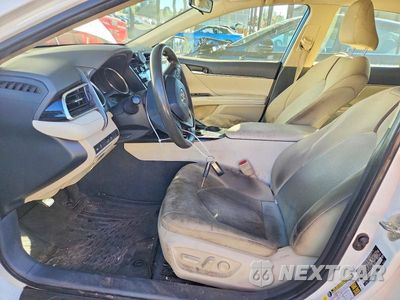 Zdjęcie 7 z 12 samochodu: 2018 TOYOTA CAMRY LE VIN:4T1B11HK2JU062636 - miniatura