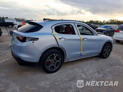 Trzecie zdjęcie samochodu z tyłu: 2023 ALFA ROMEO STELVIO SPRINT VIN:ZASPAJAN7P7D54456 - miniatura