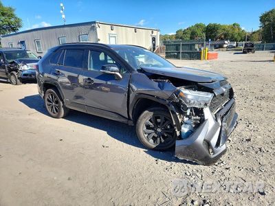 Czwarte zdjęcie samochodu z boku: 2024 TOYOTA RAV4 XSE VIN:2T3E6RFV7RW083396 - miniatura