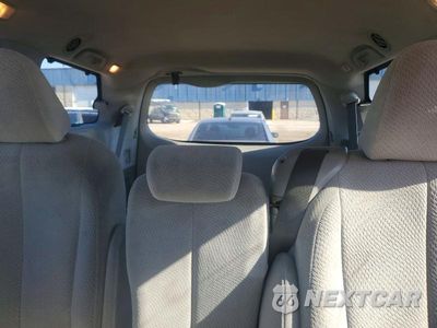 Zdjęcie 10 z 13 samochodu: 2014 TOYOTA SIENNA LE VIN:5TDKK3DC2ES463755 - miniatura