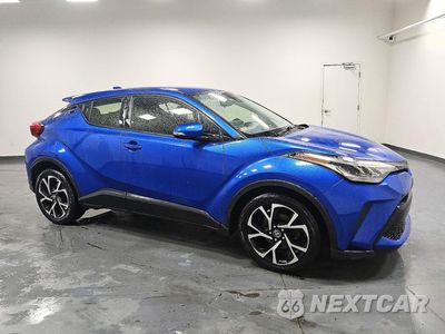 Czwarte zdjęcie samochodu z boku: 2021 TOYOTA C-HR XLE VIN:JTNKHMBX5M1099672 - miniatura