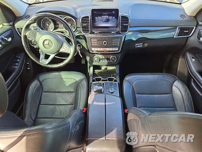 Zdjęcie 8 z 13 samochodu: 2018 MERCEDES-BENZ GLS 550 4MATIC VIN:4JGDF7DE4JB086977 - miniatura
