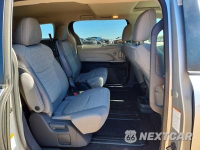 Zdjęcie 11 z 13 samochodu: 2021 TOYOTA SIENNA LE VIN:5TDBSKFC5MS013166 - miniatura
