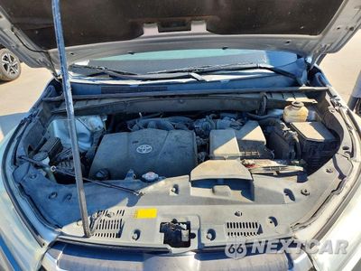 Zdjęcie 12 z 13 samochodu: 2018 TOYOTA HIGHLANDER LE VIN:5TDZZRFH8JS241222 - miniatura