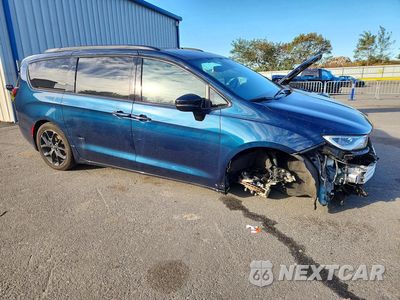 Czwarte zdjęcie samochodu z boku: 2025 CHRYSLER PACIFICA LIMITED VIN:2C4RC1GG2SR529403 - miniatura