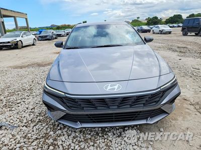 Piąte zdjęcie samochodu w środku: 2026 HYUNDAI ELANTRA SEL SPORT VIN:KMHLM4DG8TU117995 - miniatura