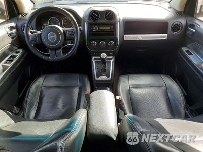 Zdjęcie 8 z 13 samochodu: 2014 JEEP COMPASS LATITUDE VIN:1C4NJCEA3ED680479 - miniatura