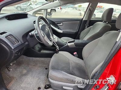Zdjęcie 7 z 12 samochodu: 2013 TOYOTA PRIUS TWO VIN:JTDKN3DU8D1715729 - miniatura