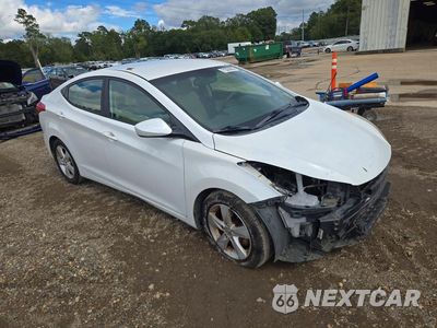 Czwarte zdjęcie samochodu z boku: 2013 HYUNDAI ELANTRA GLS VIN:5NPDH4AEXDH248387 - miniatura