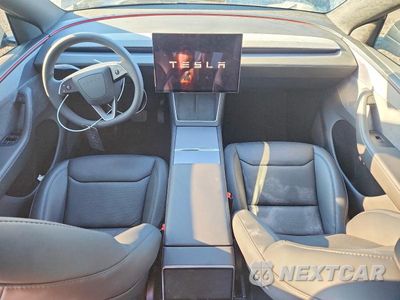 Zdjęcie 8 z 12 samochodu: 2026 TESLA MODEL Y VIN:7SAYGDEE7TA633272 - miniatura