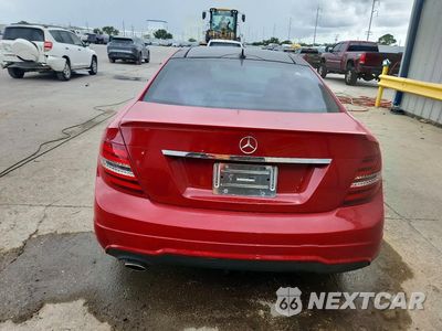 Zdjęcie 6 z 12 samochodu: 2013 MERCEDES-BENZ C 250 VIN:WDDGJ4HB8DG046042 - miniatura