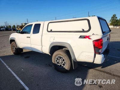 Drugie zdjęcie samochodu z przodu: 2020 TOYOTA TACOMA SR VIN:5TFRX5GN5LX172831 - miniatura