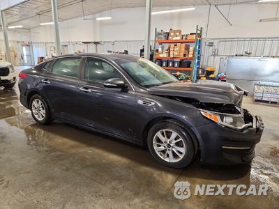 Czwarte zdjęcie samochodu z boku: 2017 KIA OPTIMA LX VIN:5XXGT4L37HG175892 - miniatura