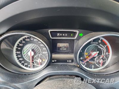 Zdjęcie 9 z 12 samochodu: 2014 MERCEDES-BENZ CLA 45 AMG VIN:WDDSJ5CB3EN053050 - miniatura
