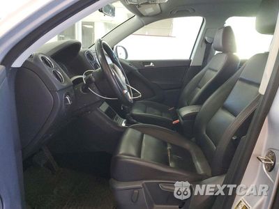 Zdjęcie 7 z 12 samochodu: 2015 VOLKSWAGEN TIGUAN S VIN:WVGBV7AX6FW506013 - miniatura
