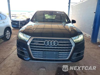 Piąte zdjęcie samochodu w środku: 2017 AUDI Q7 PREMIUM PLUS VIN:WA1LAAF76HD009708 - miniatura