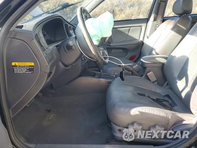 Zdjęcie 7 z 13 samochodu: 2005 HYUNDAI ELANTRA GLS VIN:KMHDN56D55U171302 - miniatura