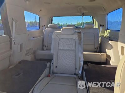 Zdjęcie 10 z 14 samochodu: 2019 LINCOLN NAVIGATOR RESERVE VIN:5LMJJ2LT3KEL19720 - miniatura